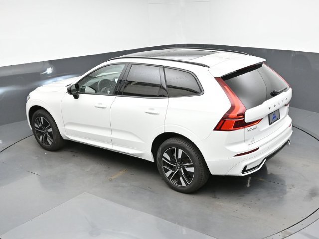 New 2026 Volvo XC60 B5 Core w/ Climate Package AWD/4WD image 47