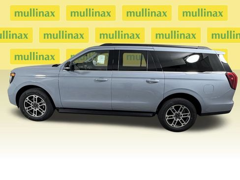 New 2026 Ford Expedition Max Active RWD image 2