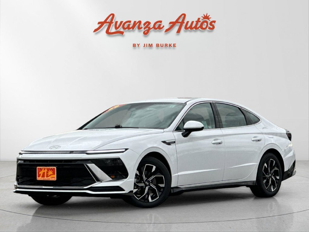 Used 2025 Hyundai Sonata SEL FWD image 1