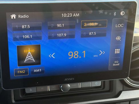 Used 2019 Toyota Tacoma SR5 AWD/4WD image 14