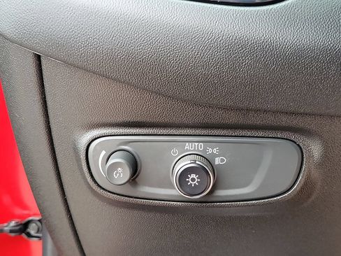 Used 2022 Chevrolet Equinox RS FWD image 7