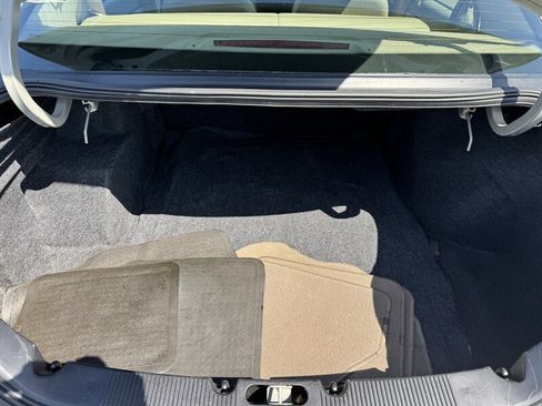 Used 2007 Ford Taurus SEL image 16