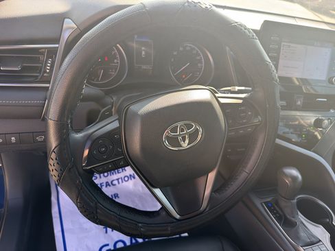 Used 2024 Toyota Camry SE FWD image 10