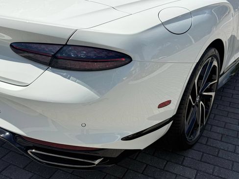 New 2026 Bentley Continental GTC AWD/4WD image 15