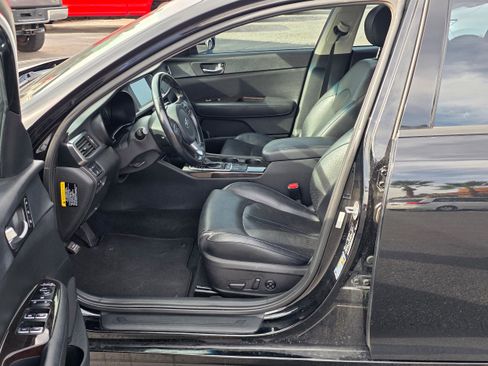 Used 2017 Kia Optima EX w/ Premium Package image 13