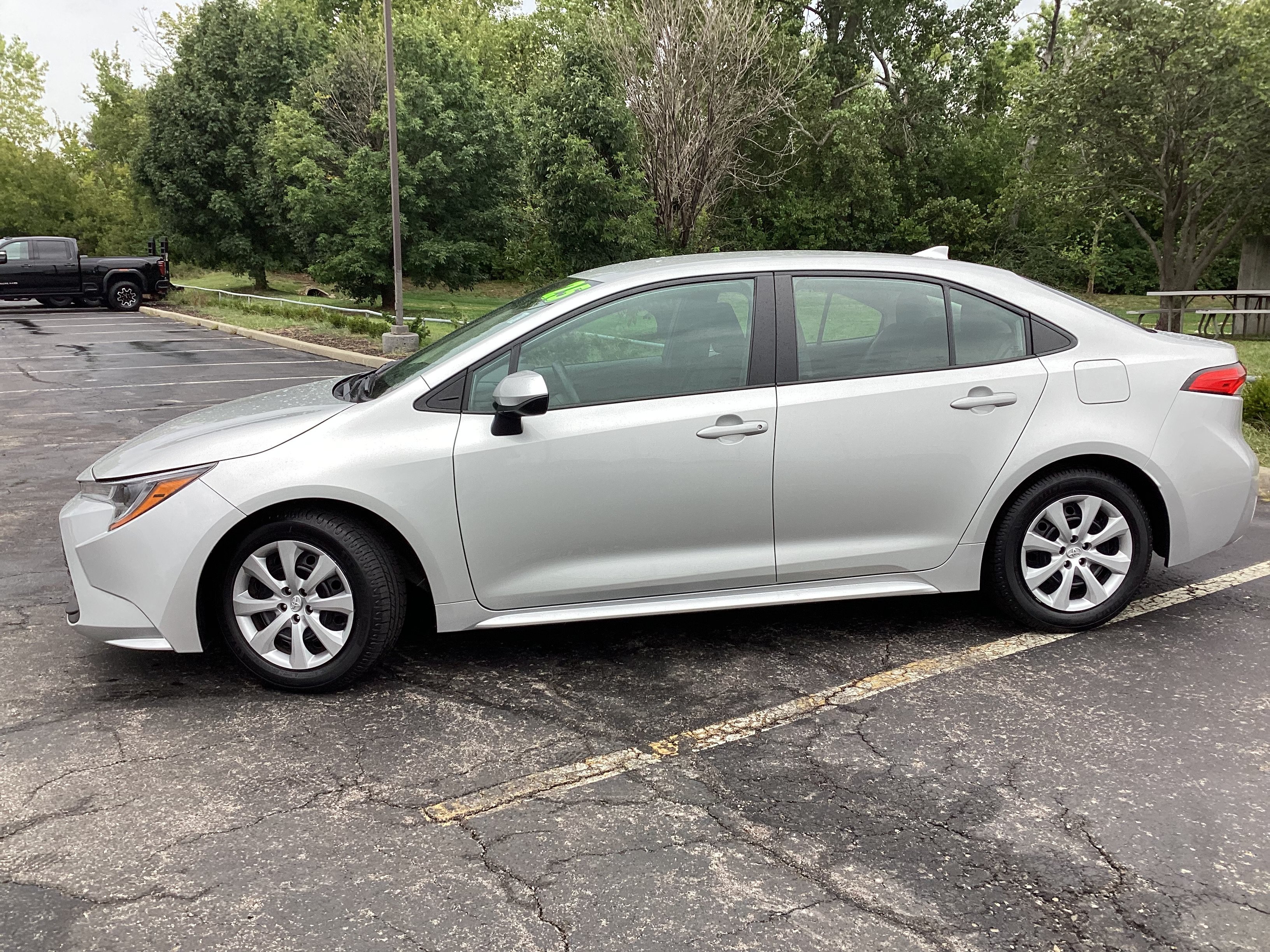 Certified 2025 Toyota Corolla LE FWD image 22
