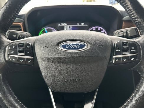 Used 2022 Ford Maverick Lariat w/ Lariat Luxury Package image 22