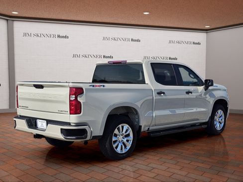 Used 2026 Chevrolet Silverado 1500 Custom AWD/4WD image 9