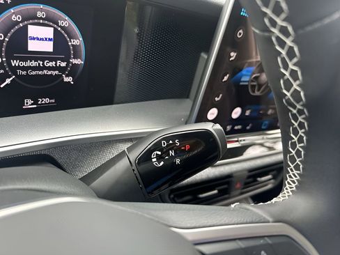 New 2026 Volkswagen Tiguan S image 20