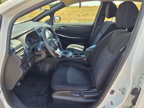 Used 2023 Nissan Leaf S FWD image 11