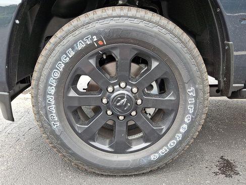 New 2026 RAM 2500 Laramie AWD/4WD image 5