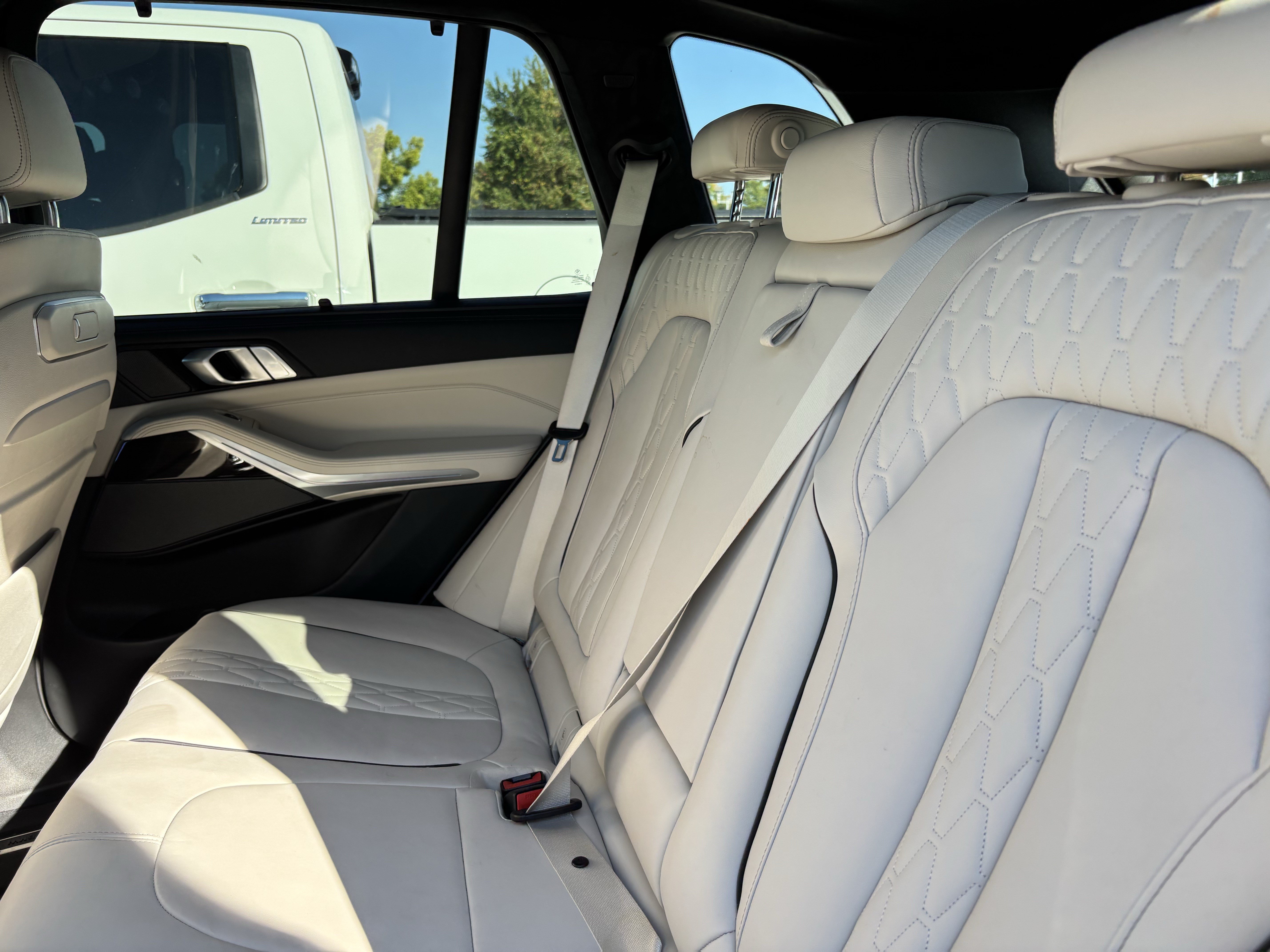 Certified 2024 BMW X5 xDrive40i w/ Executive Package AWD/4WD image 32