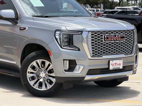 Used 2023 GMC Yukon Denali RWD image 2