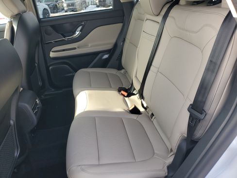 New 2026 Lincoln Corsair Premiere image 28