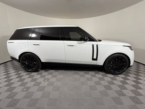 New 2026 Land Rover Range Rover Long Wheelbase SE image 8
