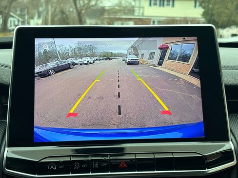 Used 2024 Jeep Compass Latitude w/ Convenience Group image 23