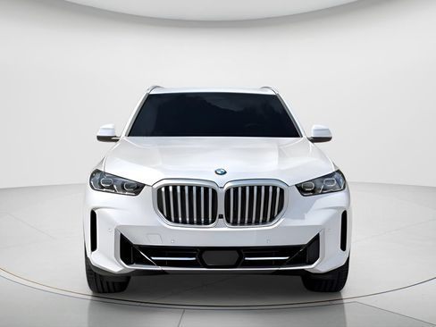 Used 2026 BMW X5 sDrive40i w/ Premium Package RWD image 2