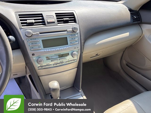 Used 2009 Toyota Camry Hybrid w/ Leather Pkg FWD image 20