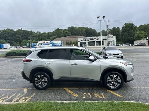 Certified 2023 Nissan Rogue SV w/ SV Premium B Package AWD/4WD image 9