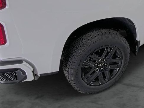 New 2026 Chevrolet Silverado 1500 Custom AWD/4WD image 13