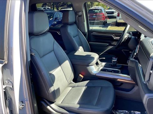 Used 2024 Chevrolet Silverado 1500 RST image 8