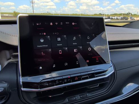 New 2026 Jeep Compass Latitude image 25