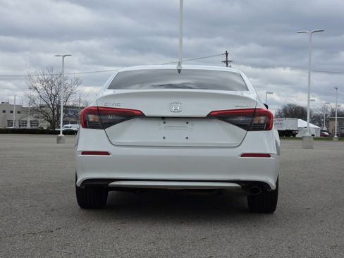 Used 2023 Honda Civic Sport image 16