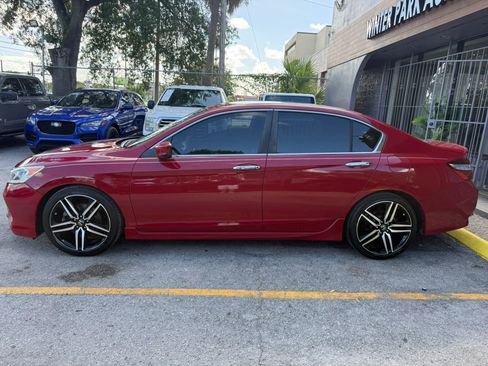 Used 2016 Honda Accord Sport image 5