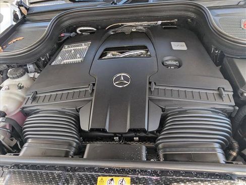New 2026 Mercedes-Benz GLS 580 GLS 580 image 16