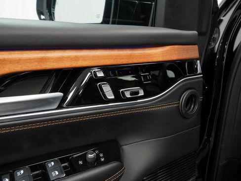 Certified 2024 Jeep Grand Wagoneer Series III w/ Rear Seat Video Group 1 image 45