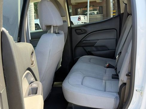 Used 2022 Chevrolet Colorado W/T w/ WT Convenience Package RWD image 16