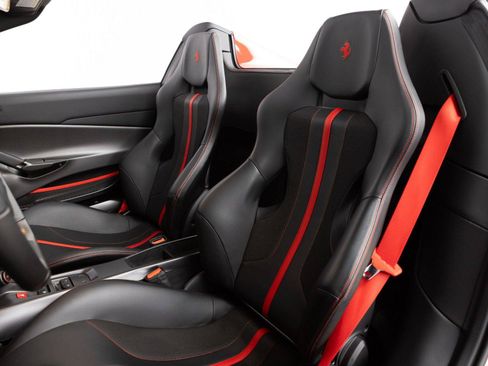 Certified 2020 Ferrari 488 Pista Spider RWD image 3