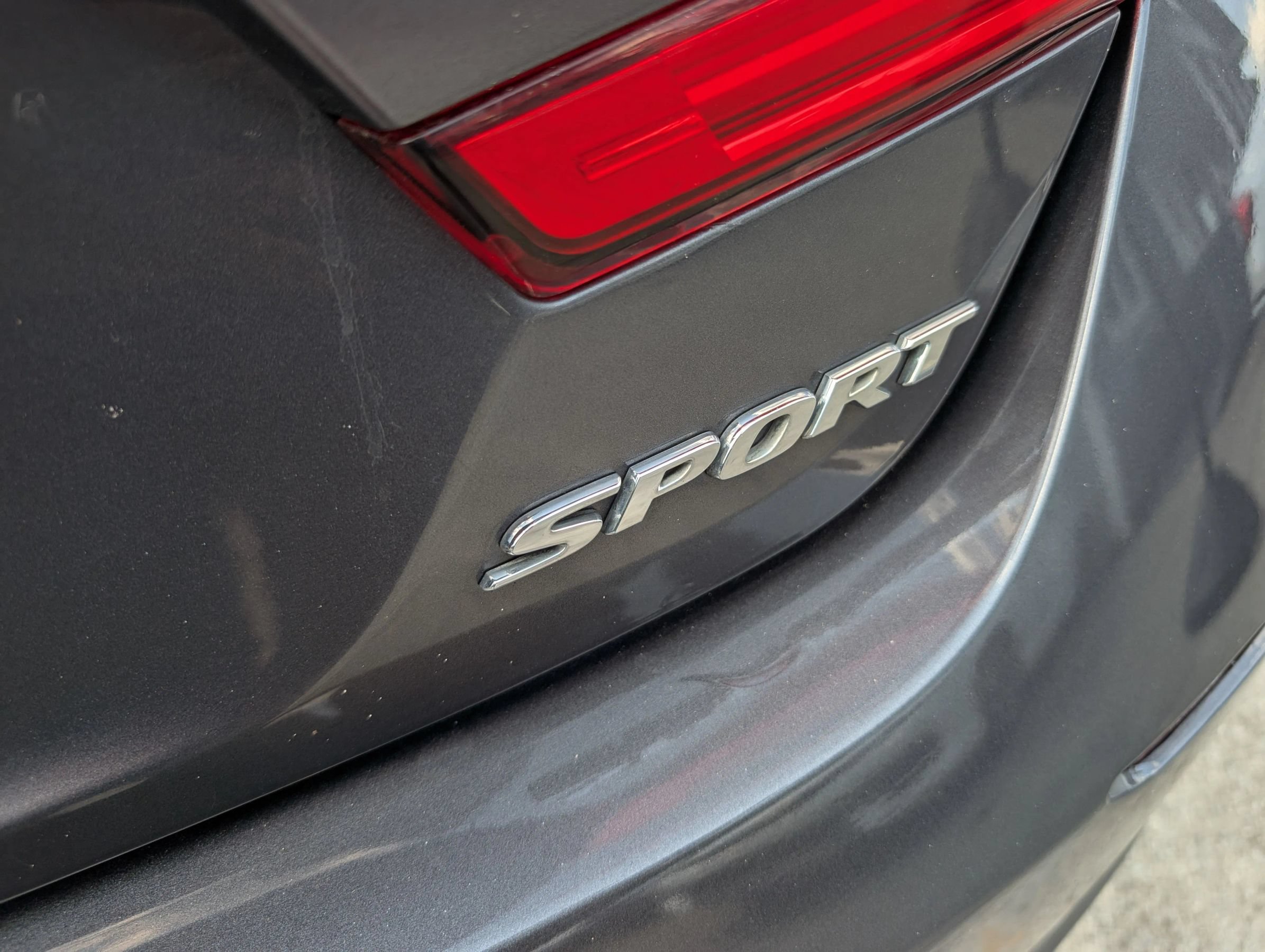 Used 2019 Honda Accord Sport image 6