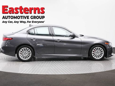 Used 2023 Alfa Romeo Giulia Sprint image 4