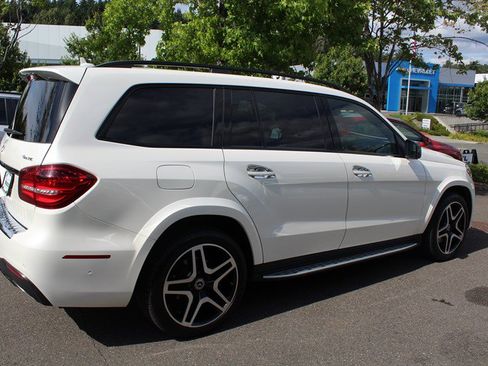 Used 2018 Mercedes-Benz GLS 550 4MATIC image 5