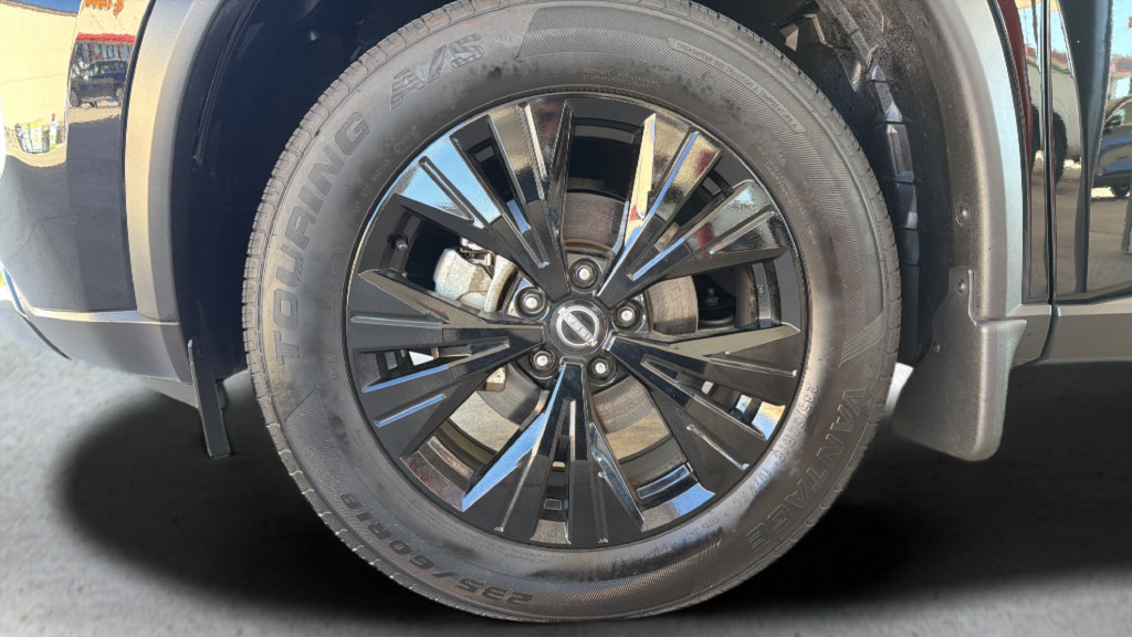 Used 2023 Nissan Rogue SV w/ SV Premium B Package AWD/4WD image 27