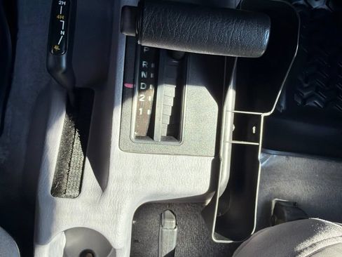 Used 1997 Jeep Wrangler SE AWD/4WD image 22