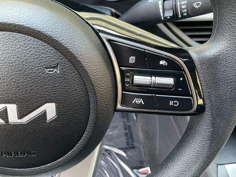Used 2024 Kia Forte LXS FWD image 30