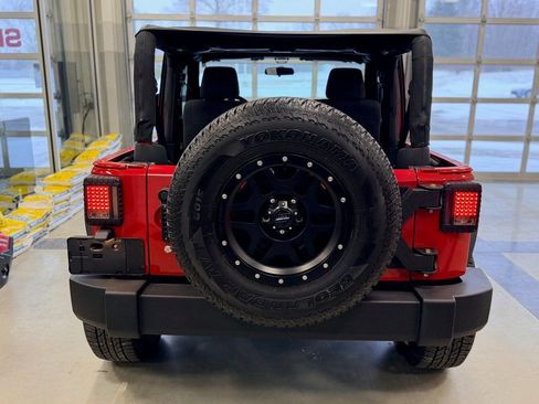 Used 2011 Jeep Wrangler Sport image 4