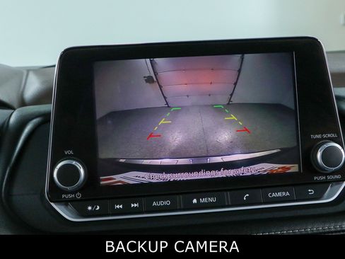 Used 2023 Nissan Rogue SV FWD image 18