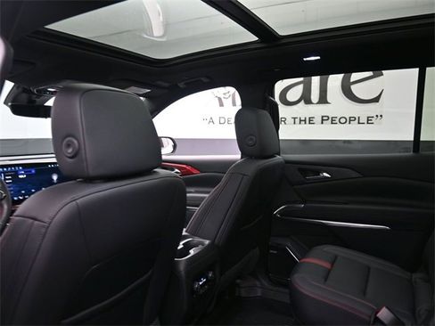 Used 2024 Chevrolet Traverse RS w/ LPO, Floor Liner Package image 25