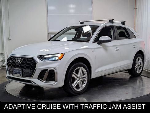 Used 2023 Audi Q5 e Premium Plus w/ Premium Plus Package image 4