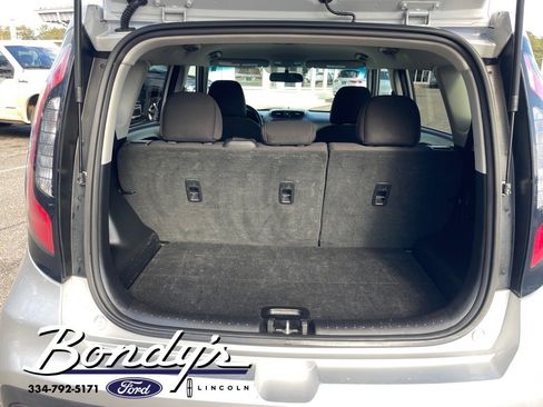 Used 2017 Kia Soul image 18