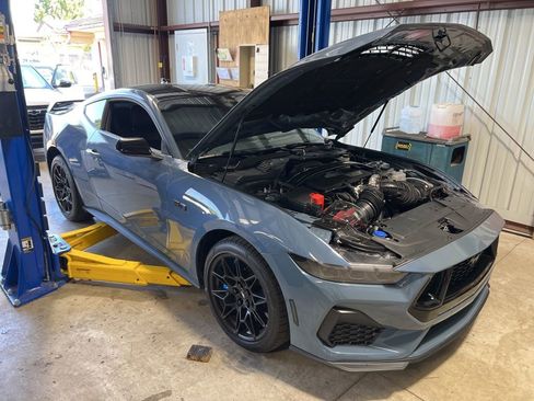 Used 2024 Ford Mustang GT Premium w/ GT Performance Package RWD image 1
