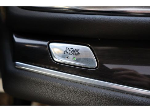 Used 2021 Buick Enclave Premium w/ Sun and Sites Package image 40