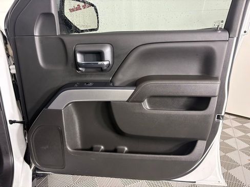 Used 2018 Chevrolet Silverado 1500 LT w/ All Star Edition AWD/4WD image 36