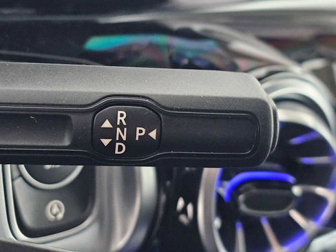 New 2026 Mercedes-Benz GLB 250 image 30