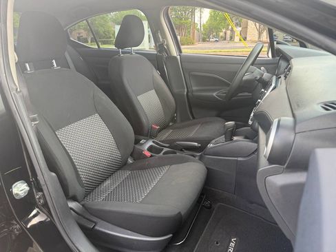 Used 2024 Nissan Versa S w/ Trunk Package image 14
