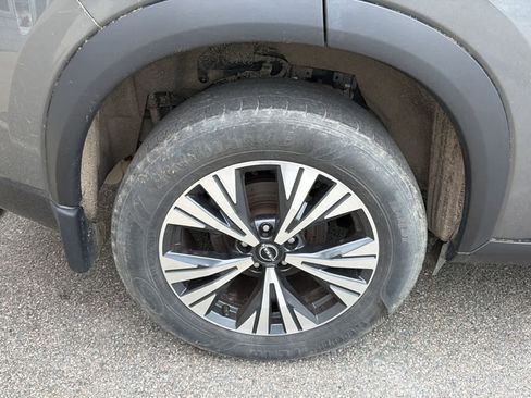 Used 2022 Nissan Rogue SV AWD/4WD image 22