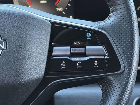 Used 2023 Nissan Ariya AWD image 23